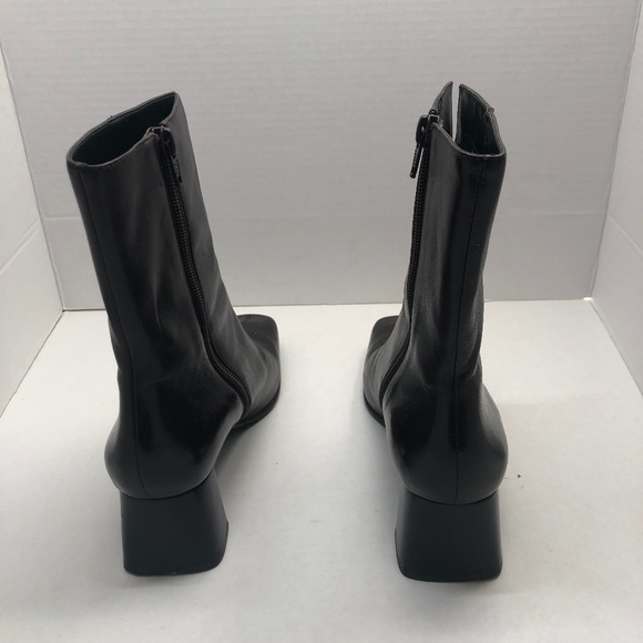 Etienne Aigner boots Black and Brown size 7 - Picture 2 of 8